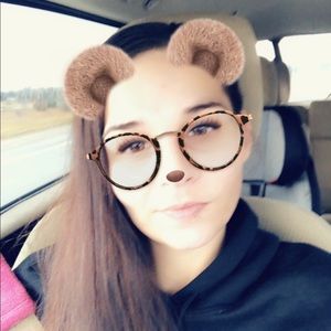 Meet your Posher, Crissy